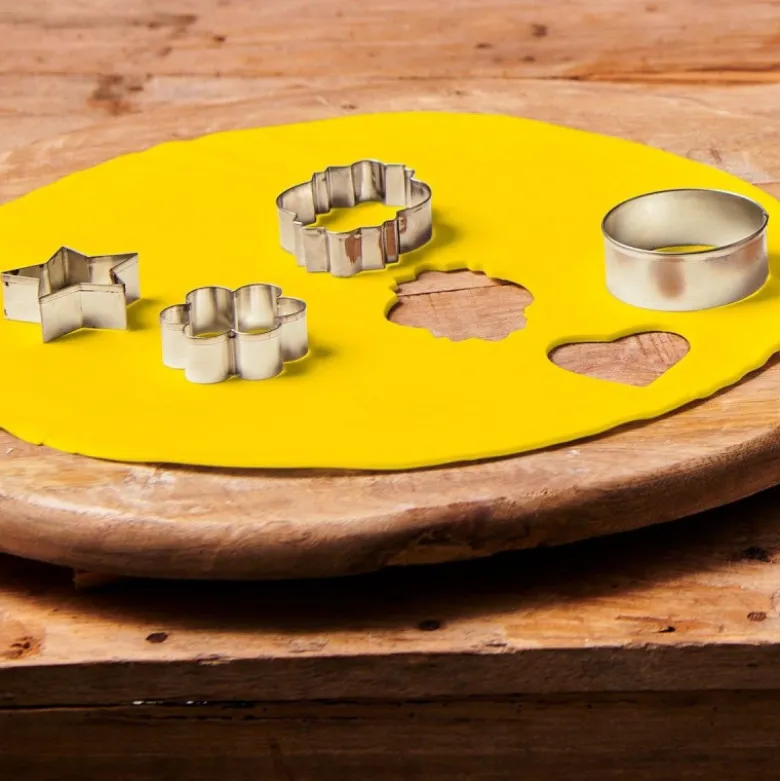DDM Dépassée Rouleau Pâte à Sucre Jaune - Funcakes