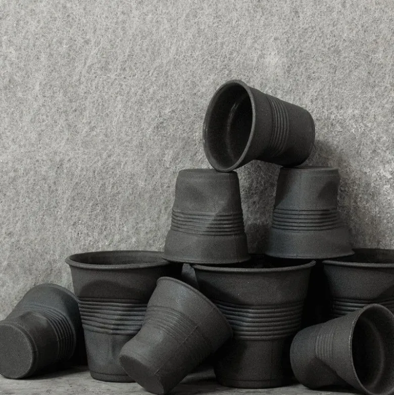 Gobelet froissé gris 100% recyclé 18cl - Revol