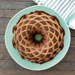 Moule aluminium Jubilee Bundt - Nordic Ware