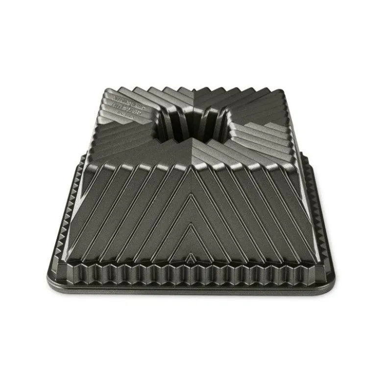 Moule aluminium Square Bundt - Nordic Ware