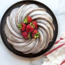 Moule à gâteau Swirl - Nordic Ware