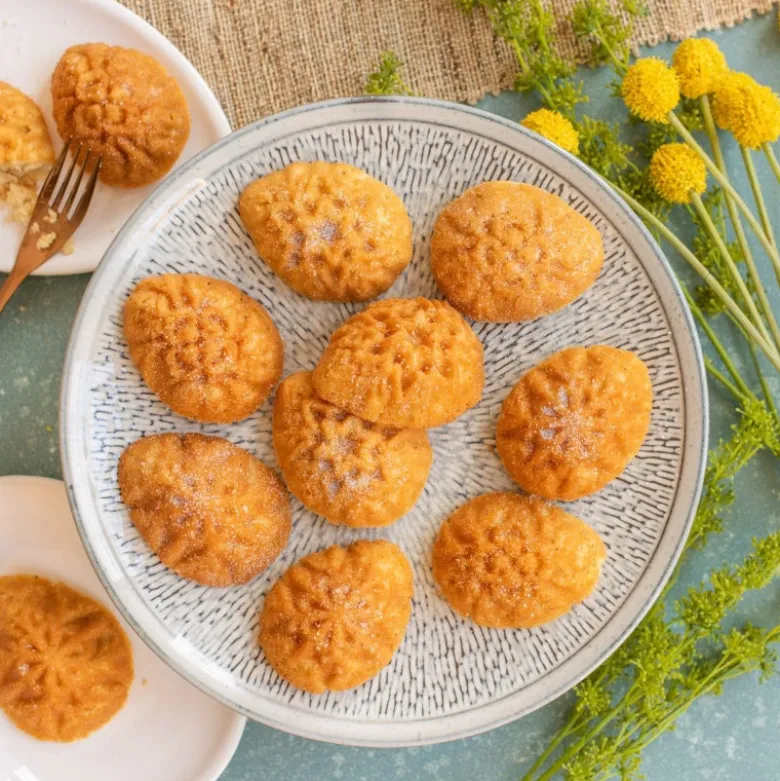 Moule à Gâteaux Œufs de Pâques (x6) Toffee - Nordic Ware