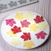 Moule Silicone Gourmand Feuille d'Erable 6,6 x 6,2 x H 0,2 cm (x8) - Pavoni