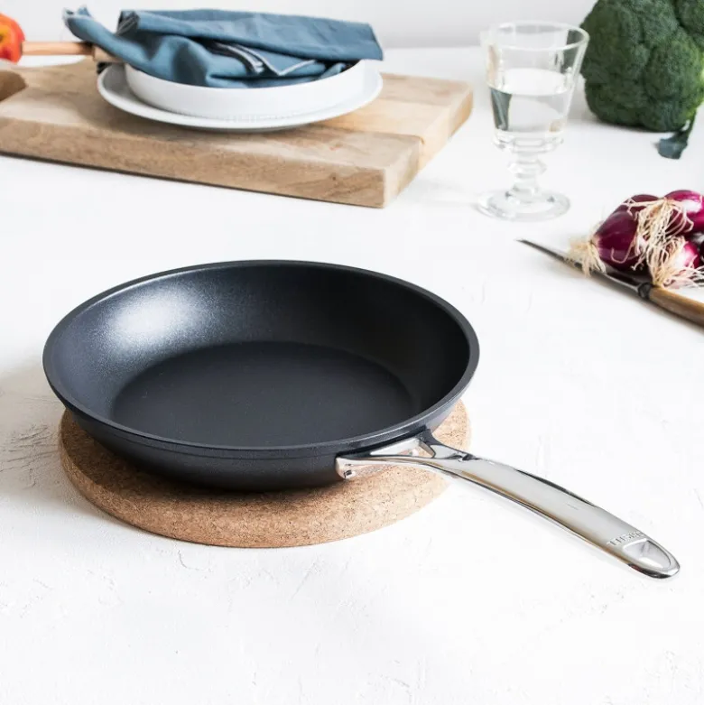 Poêle Castel Pro anti-adhésive 24cm - Cristel