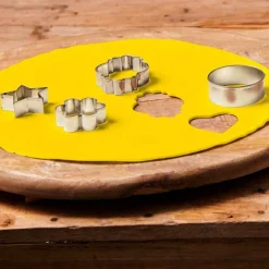 Rouleau Pâte à Sucre Jaune - Funcakes